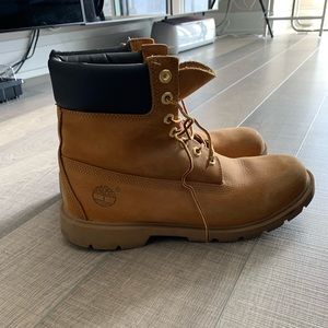 Barely worn men’s timberland boots